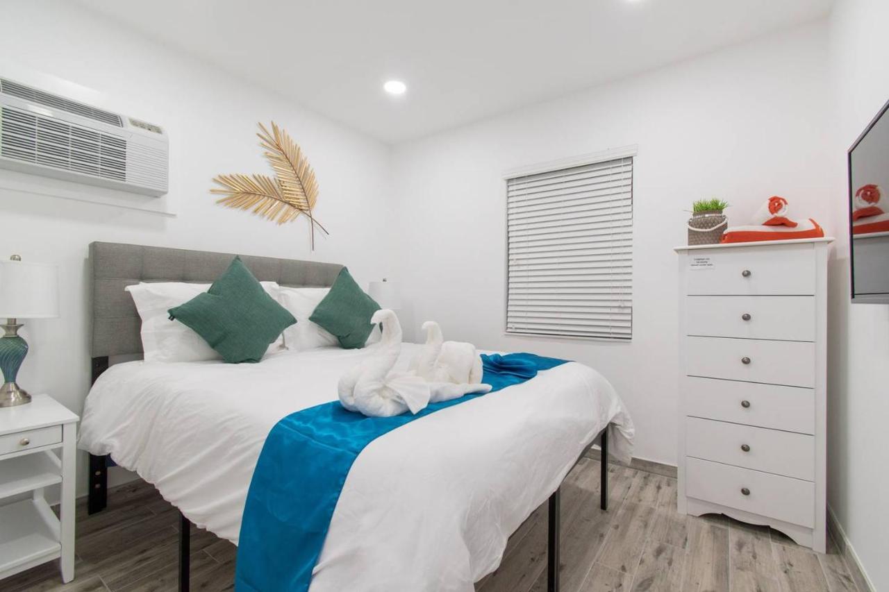 Newly Renovated 1 Bedroom Apt Designer Unit # 3 Dania Beach Ngoại thất bức ảnh