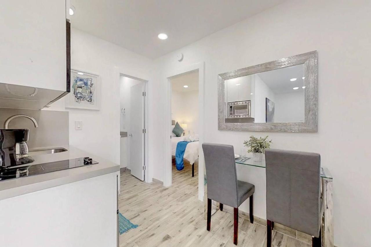 Newly Renovated 1 Bedroom Apt Designer Unit # 3 Dania Beach Ngoại thất bức ảnh